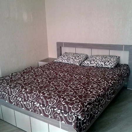 Apartment Near Metro Sportivnaya *